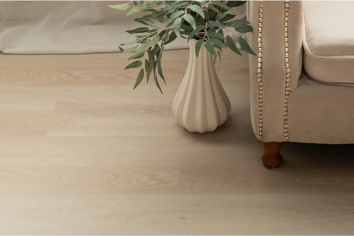 Виниловый ламинат ViniPol 7892 -EIR Дуб Ното Glue