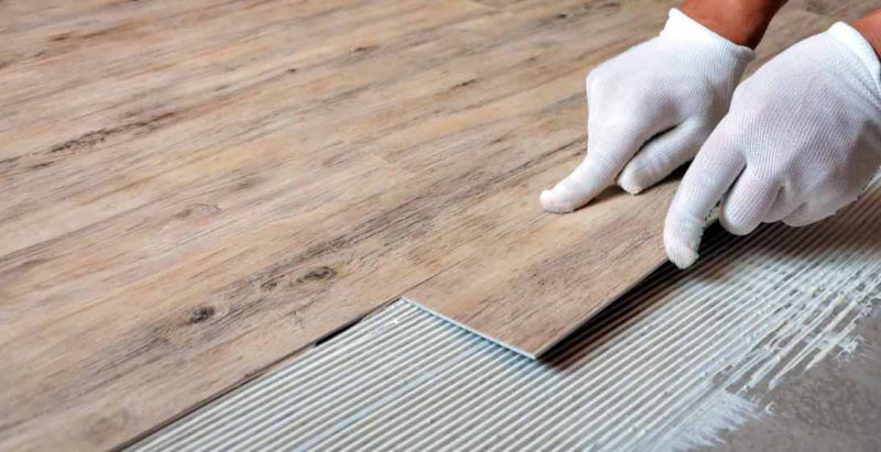Замковая или клеевая кварцвиниловая SPC, LVT и ПВХ плитка какую выбрать?