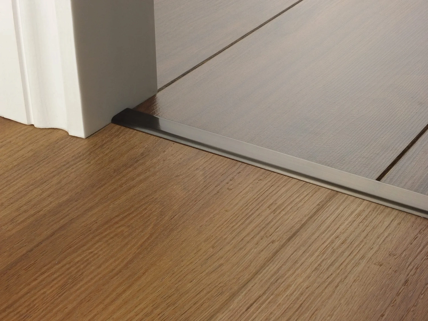 Стыковка кварцвинила с другими напольными покрытиями