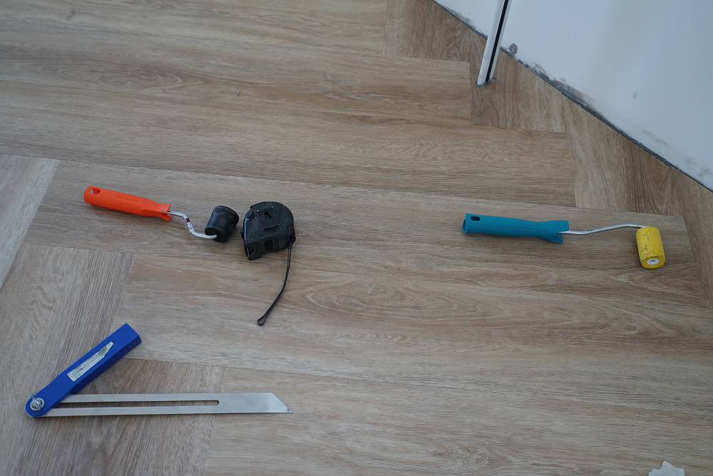 Клеевая плитка Vinilam PARQUET ёлка