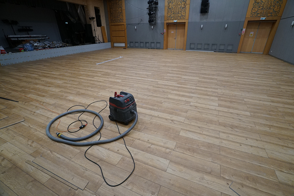 Каменный ламинат CM Floor в Еврейском центре